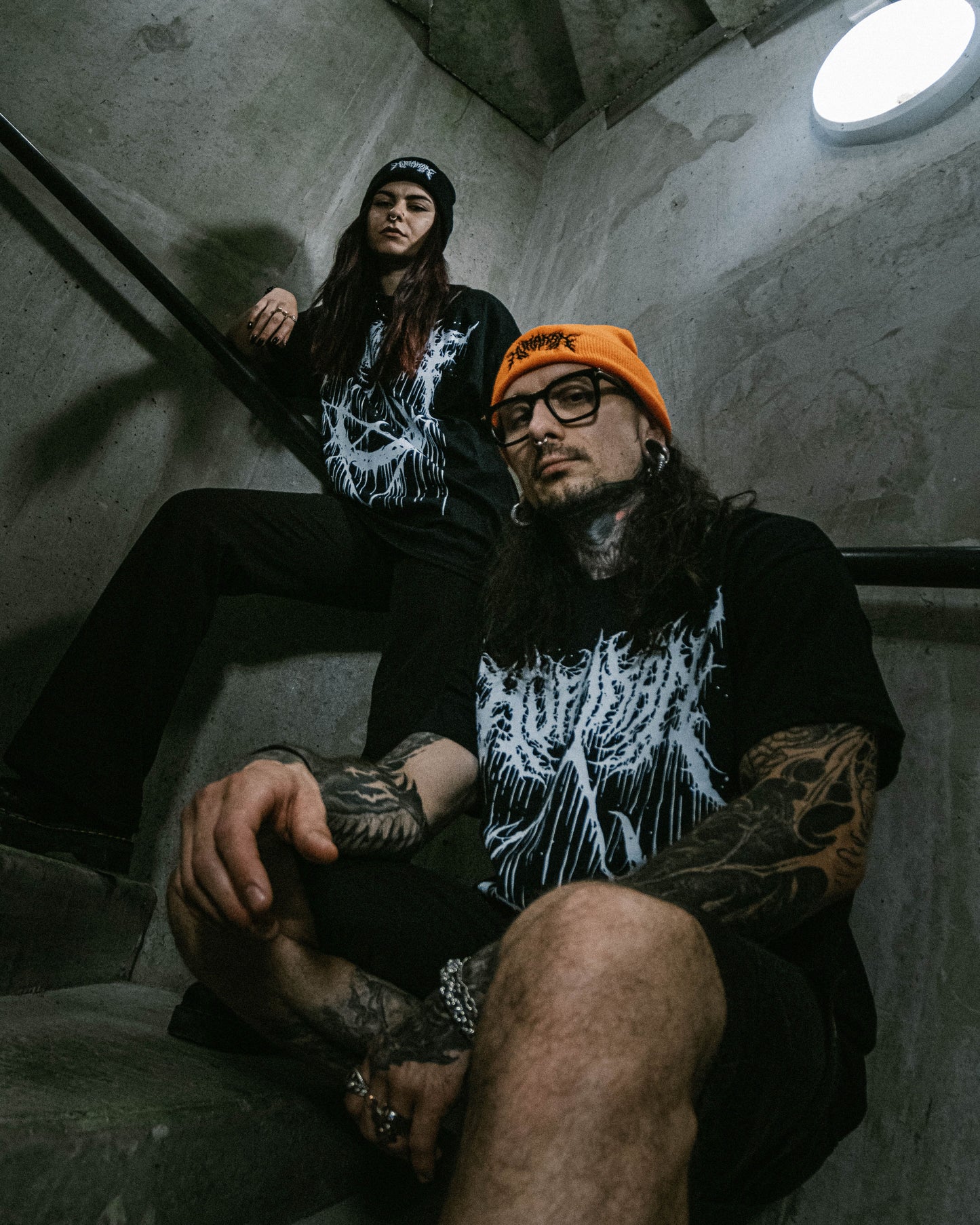 MOON & PENTAGRAM - T-SHIRT - BLACK/PINK