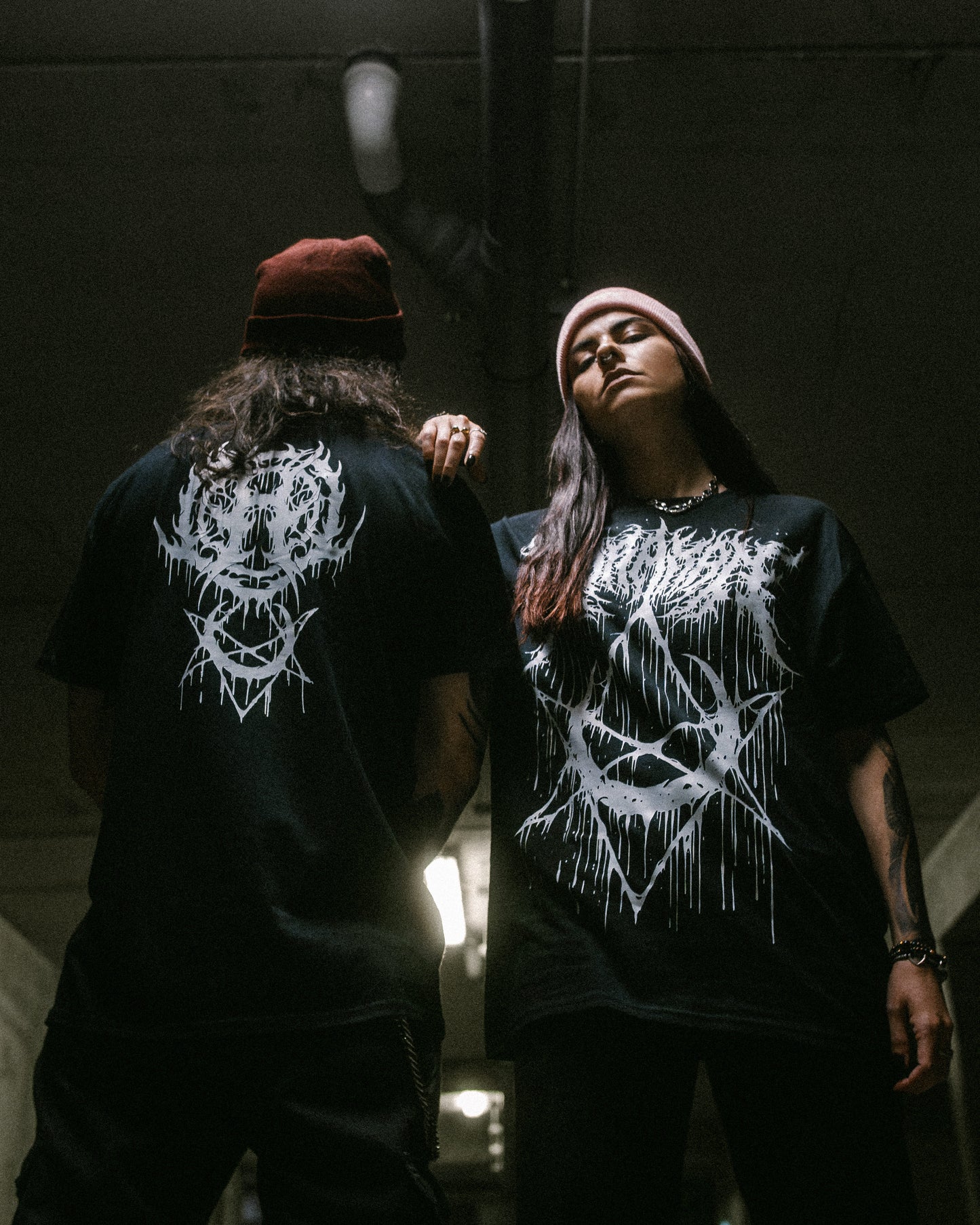 MOON & PENTAGRAM - T-SHIRT - BLACK/PINK