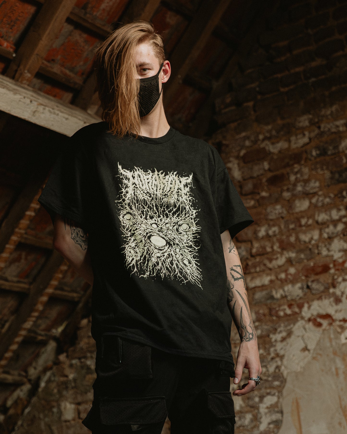 PARASITE - T-SHIRT